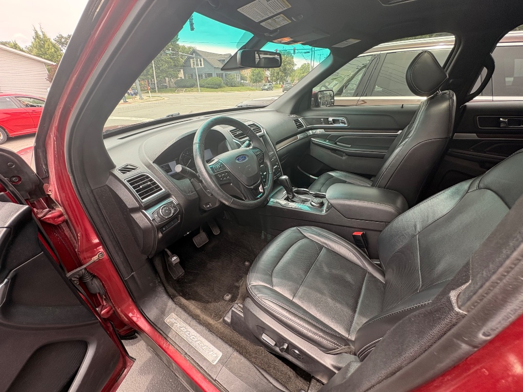 2017 Ford Explorer - $15,995