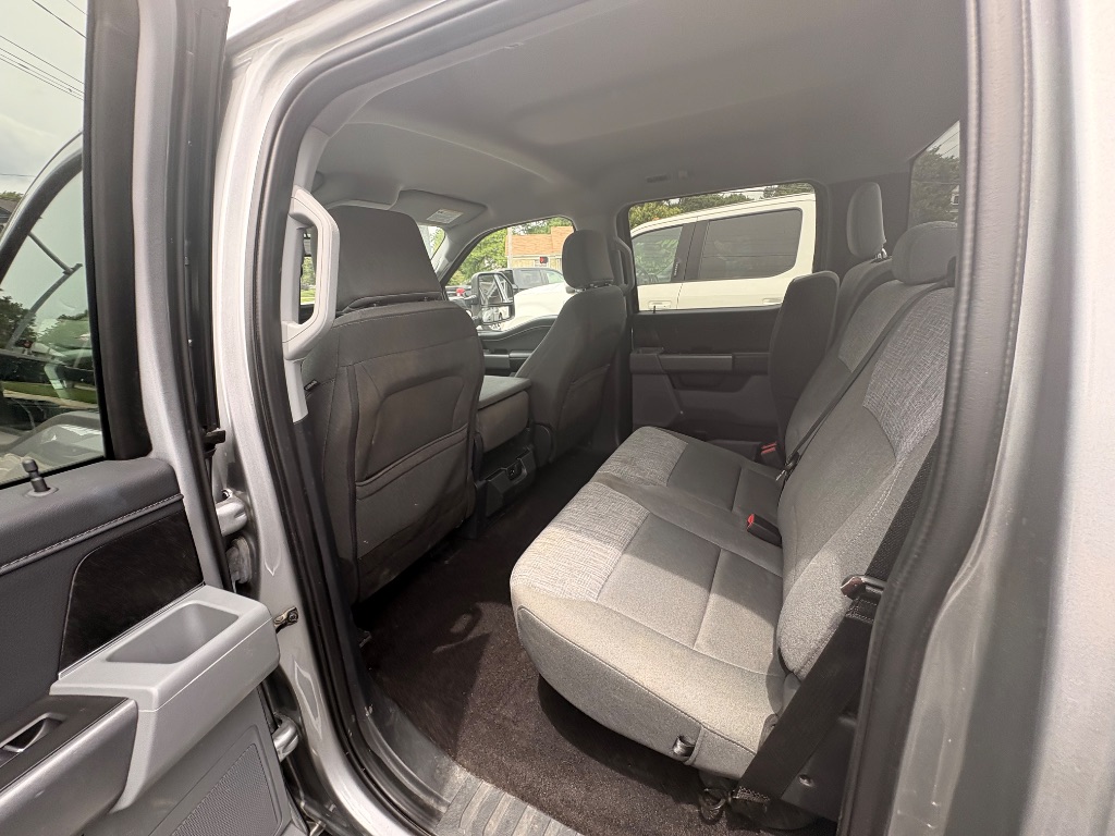 2022 Ford F-150 - $27,995