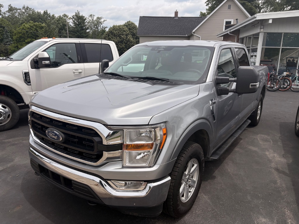 2022 Ford F-150 - $27,995