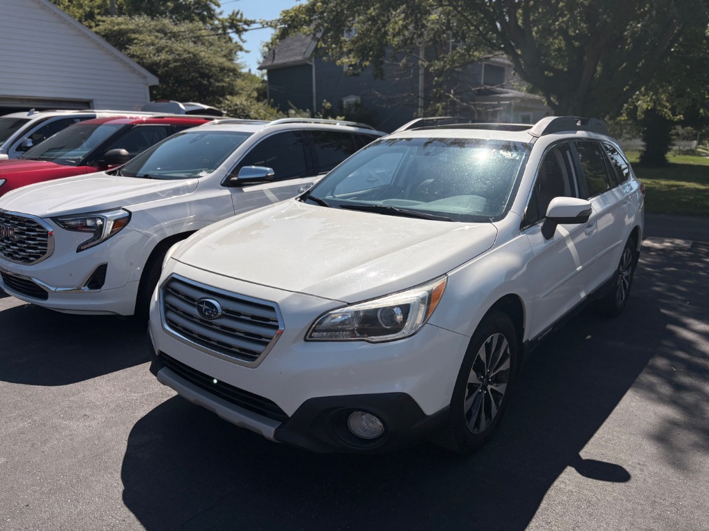 2015 Subaru Outback - $11,995