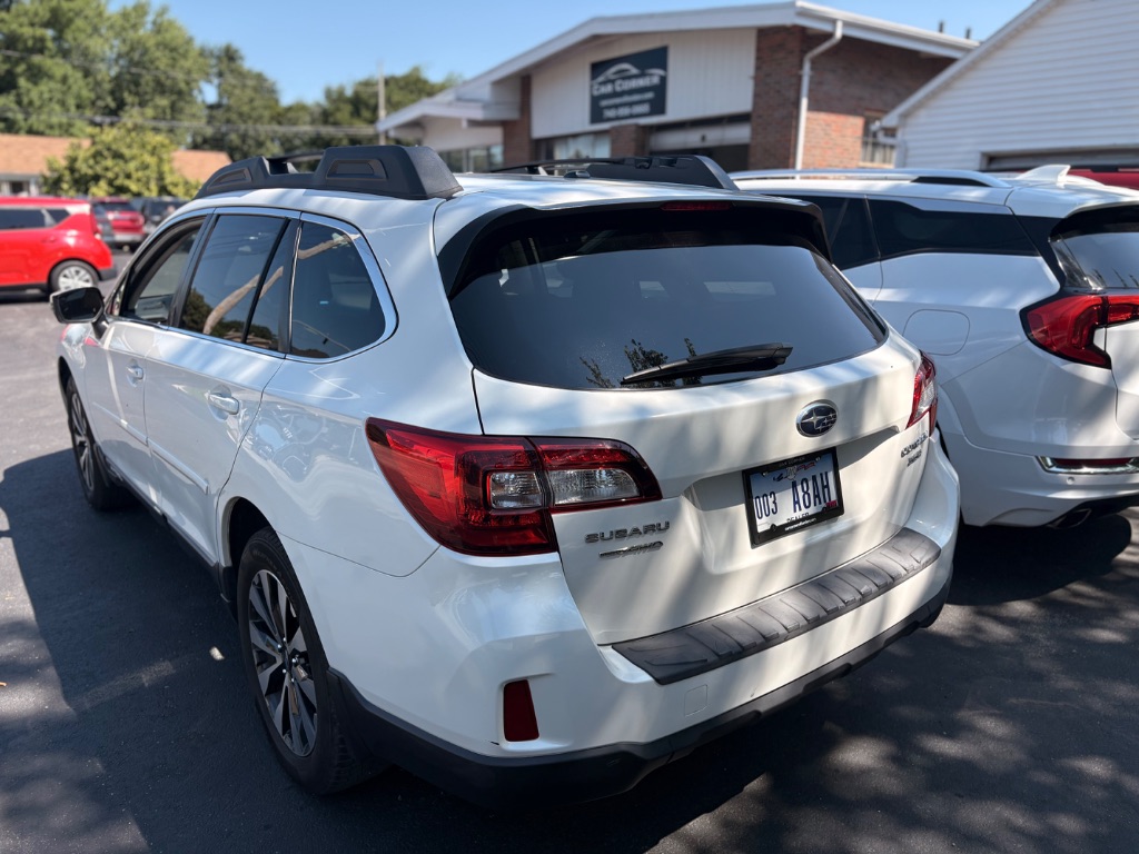 2015 Subaru Outback - $11,995