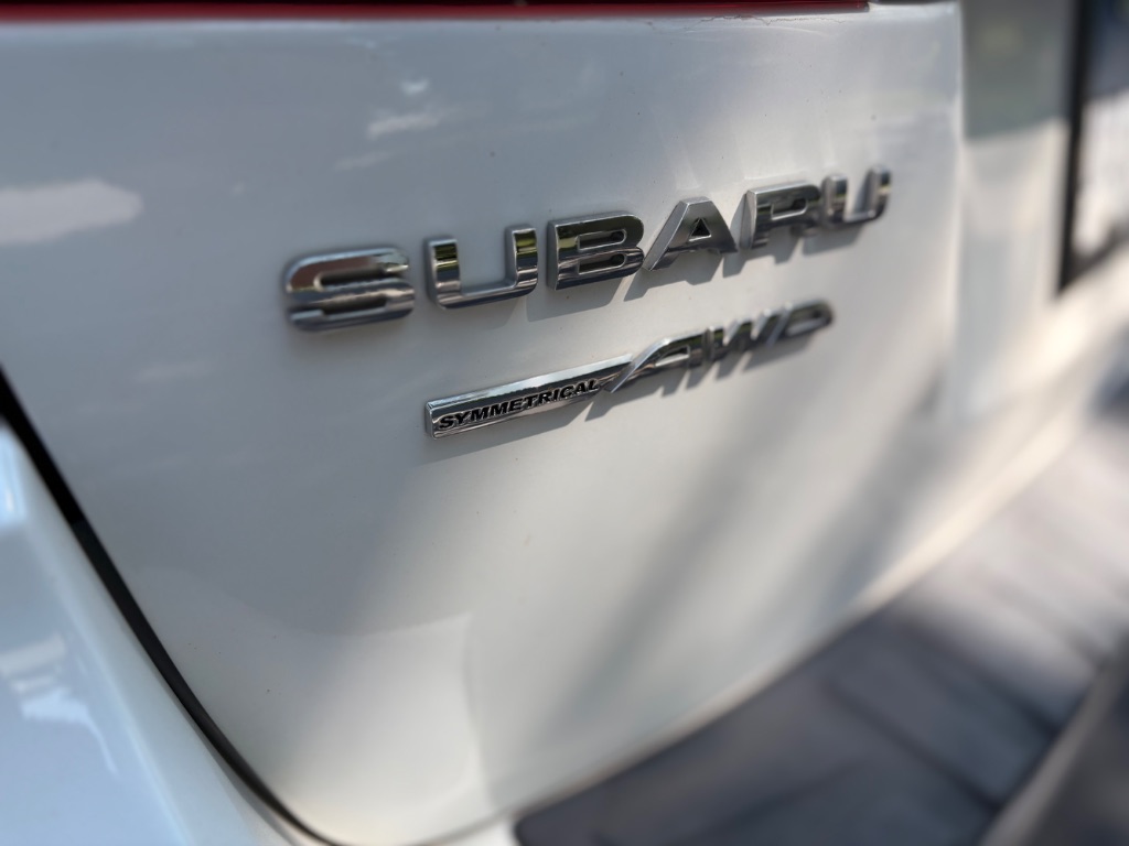 2015 Subaru Outback - $11,995
