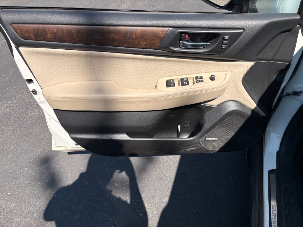 2015 Subaru Outback - $11,995