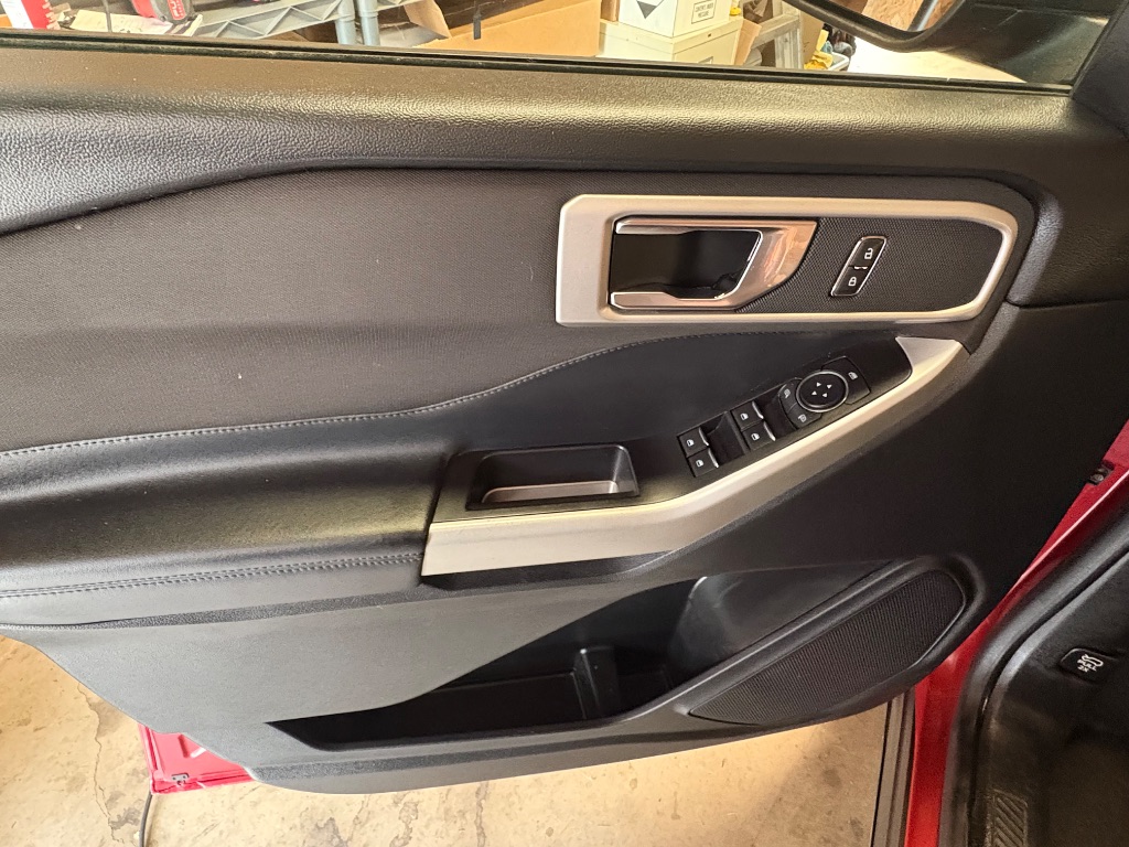 2020 Ford Explorer - $19,995