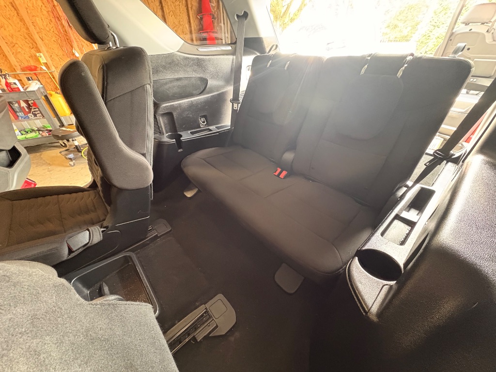 2020 Ford Explorer - $19,995