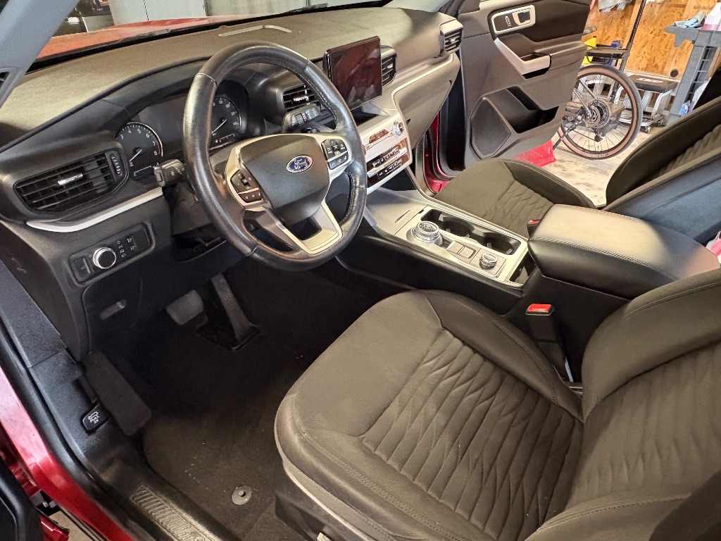 2020 Ford Explorer - $19,995