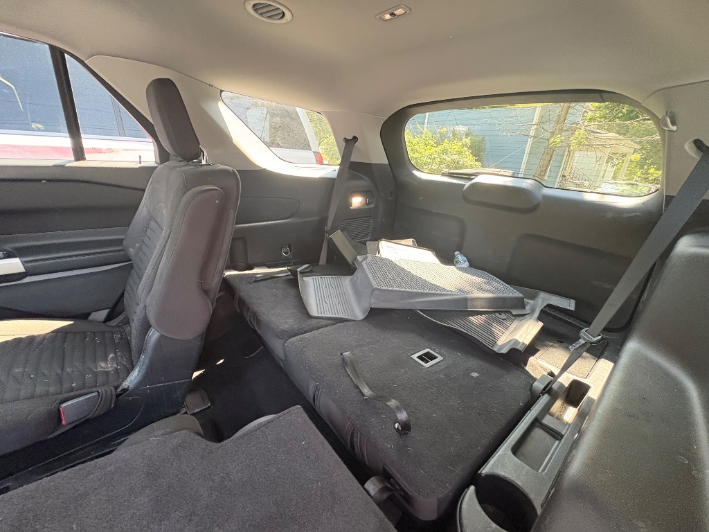 2020 Ford Explorer - $19,995