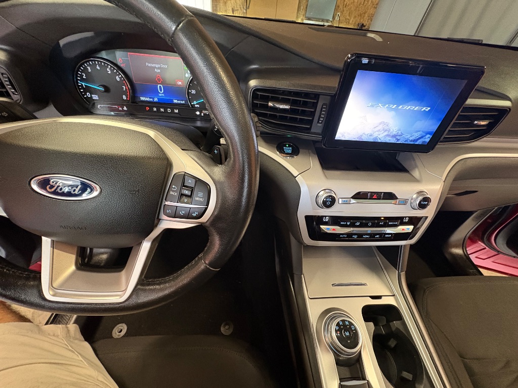 2020 Ford Explorer - $19,995
