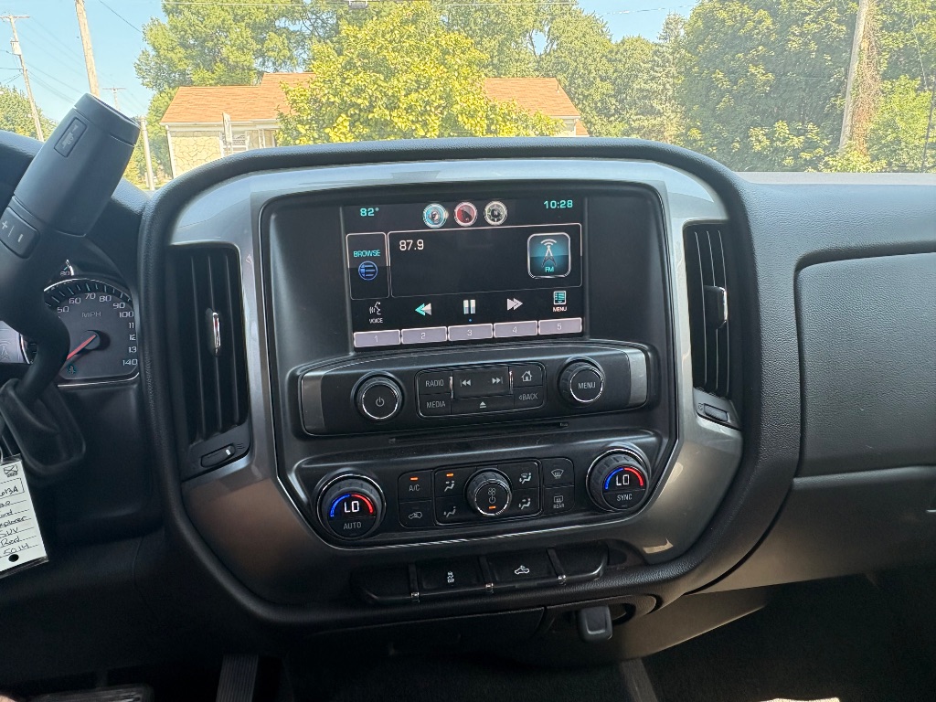 2015 Chevrolet Silverado - $19,995