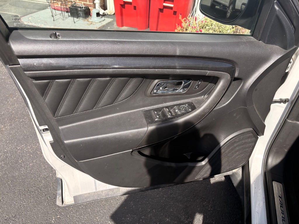 2018 Ford Taurus - $14,995