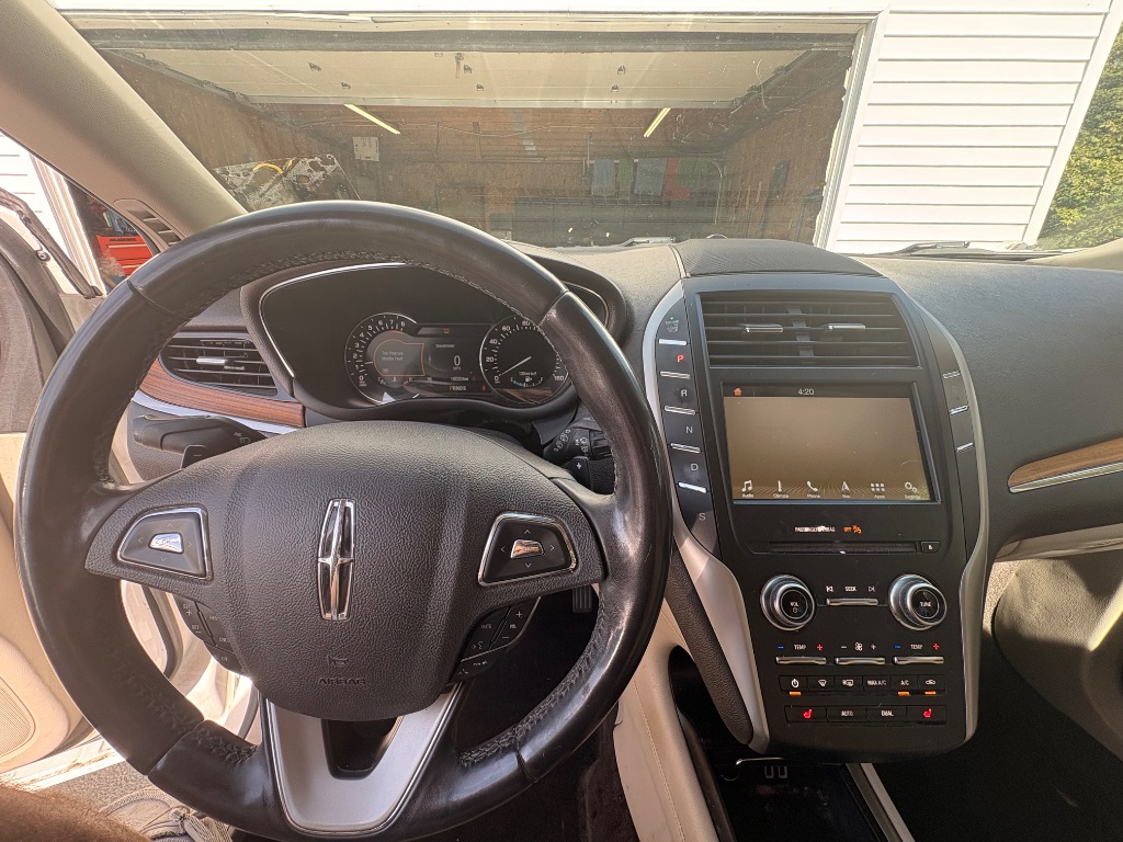 2018 Lincoln MKC - $8,995