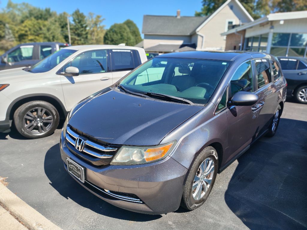 2016 Honda Odyssey - $14,995