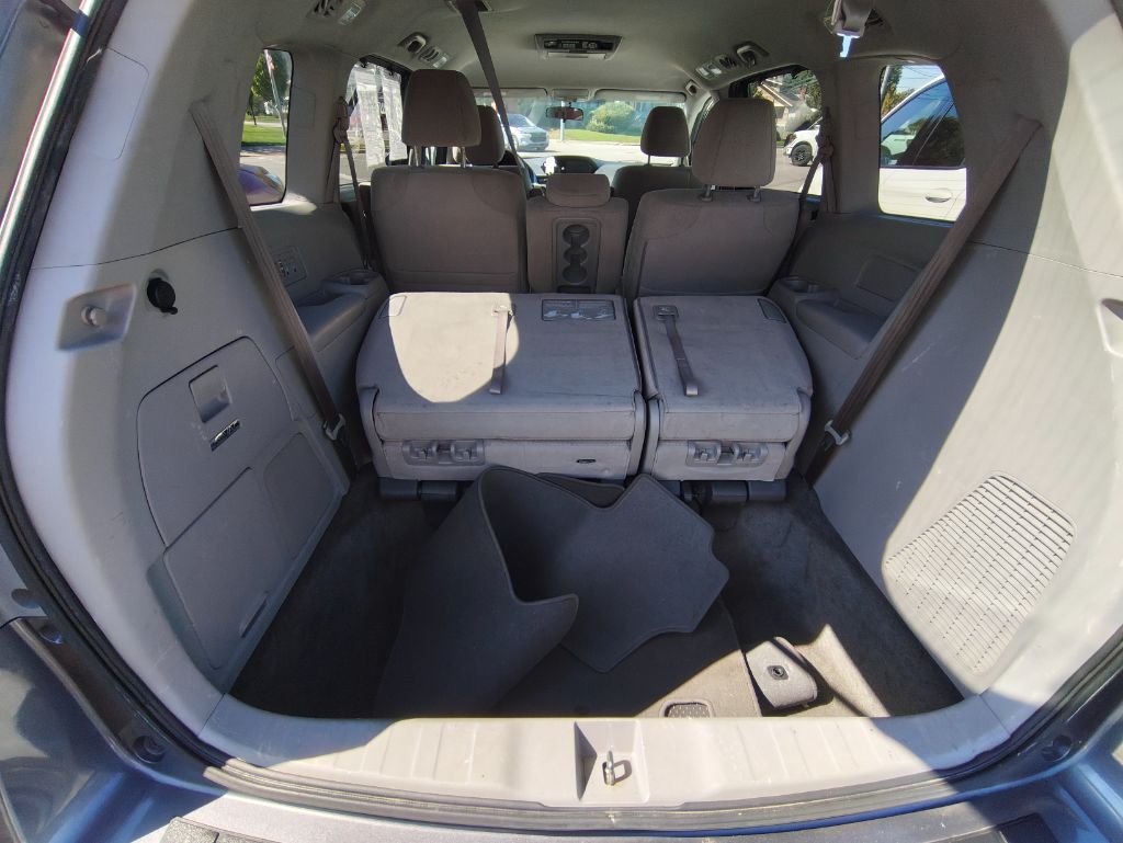 2016 Honda Odyssey - $14,995