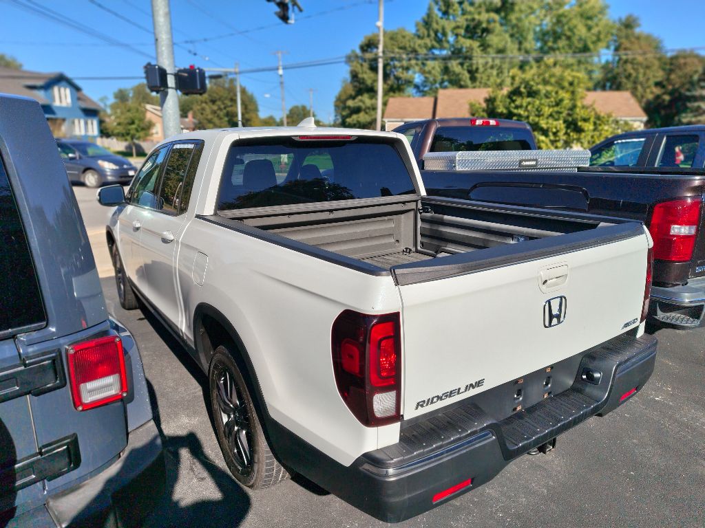 2019 Honda Ridgeline - $22,995