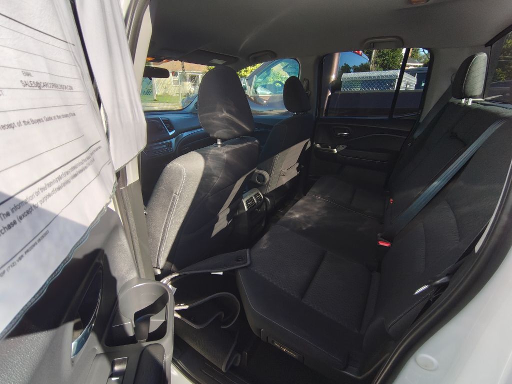 2019 Honda Ridgeline - $22,995