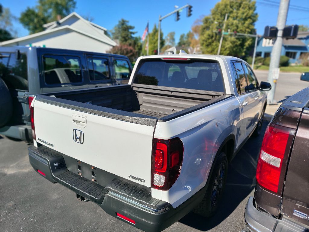 2019 Honda Ridgeline - $22,995