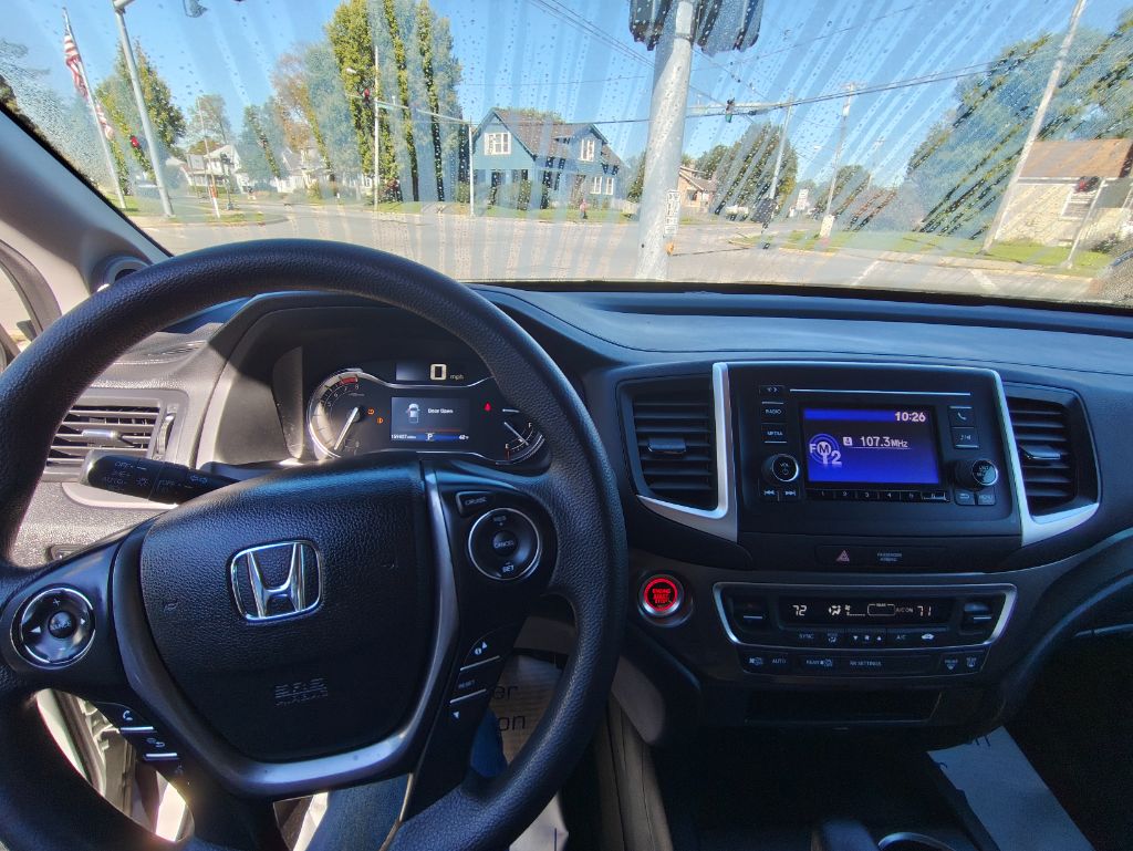 2019 Honda Ridgeline - $22,995