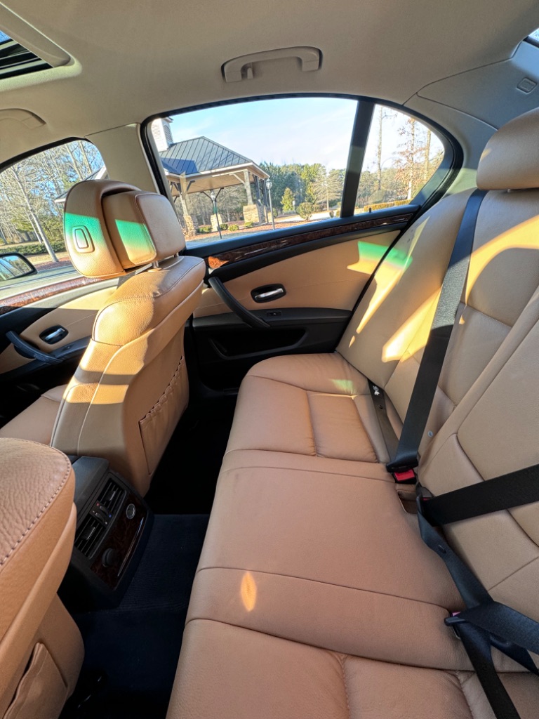2009 BMW 5-Series 535i photo