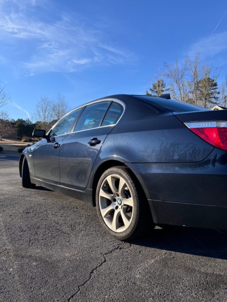 2009 BMW 5-Series 535i photo