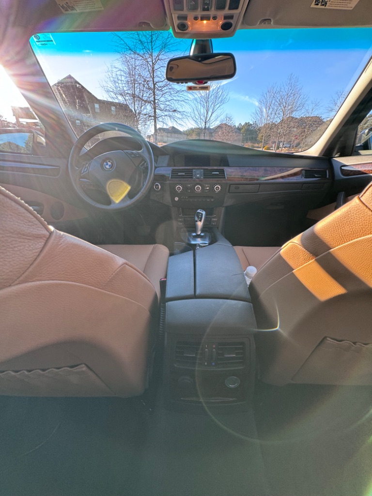 2009 BMW 5-Series 535i photo