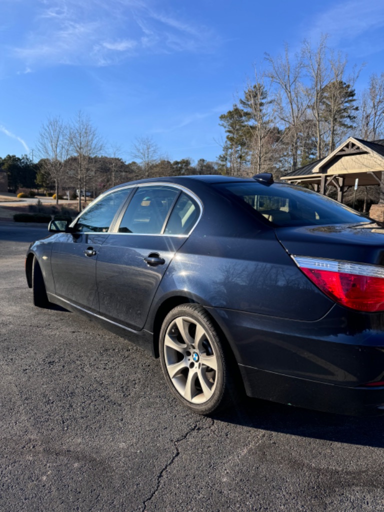 2009 BMW 5-Series 535i photo