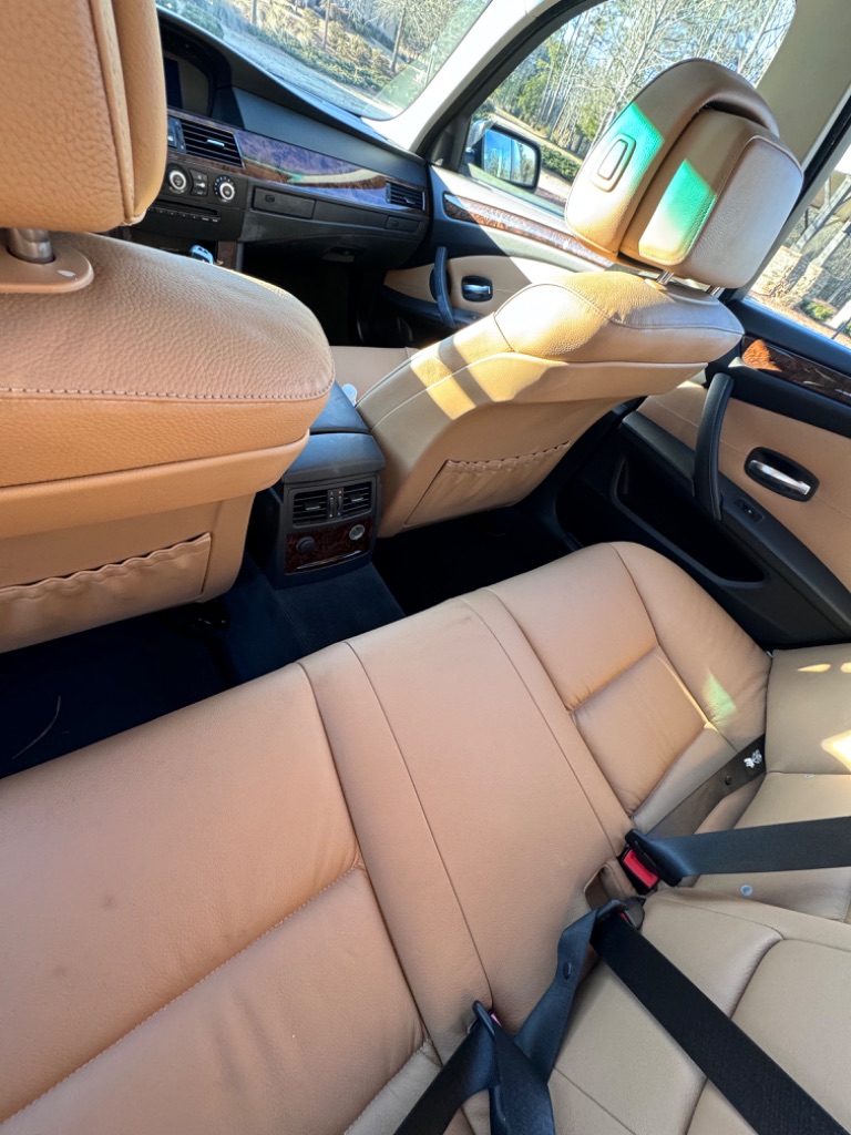 2009 BMW 5-Series 535i photo