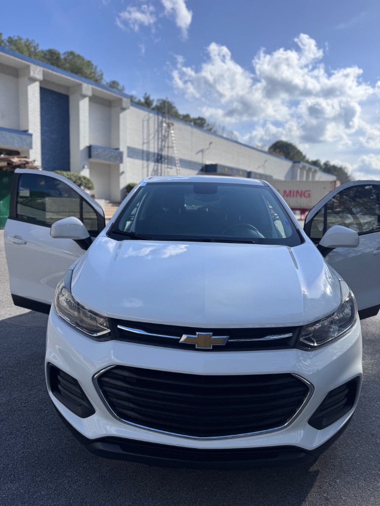 2018 Chevrolet Trax LS photo
