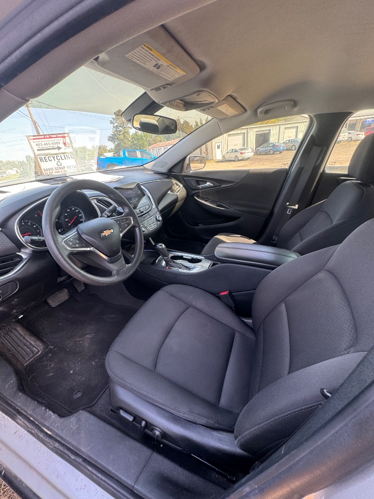 2020 Chevrolet Malibu - $12,000