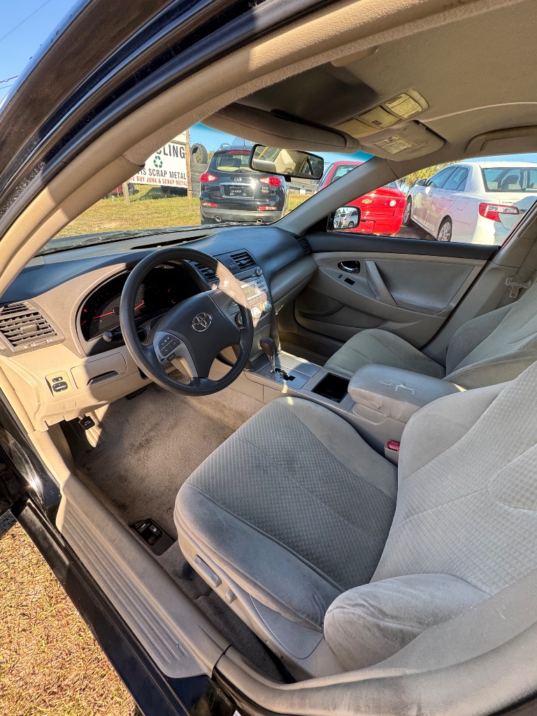 2009 Toyota Camry - $5,500