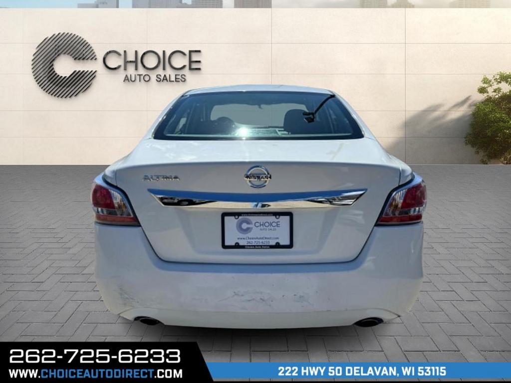 2015 Nissan Altima photo