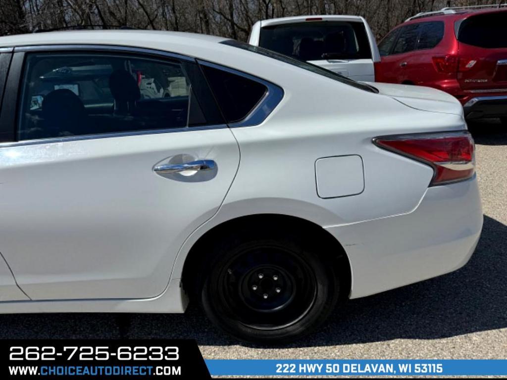 2015 Nissan Altima photo