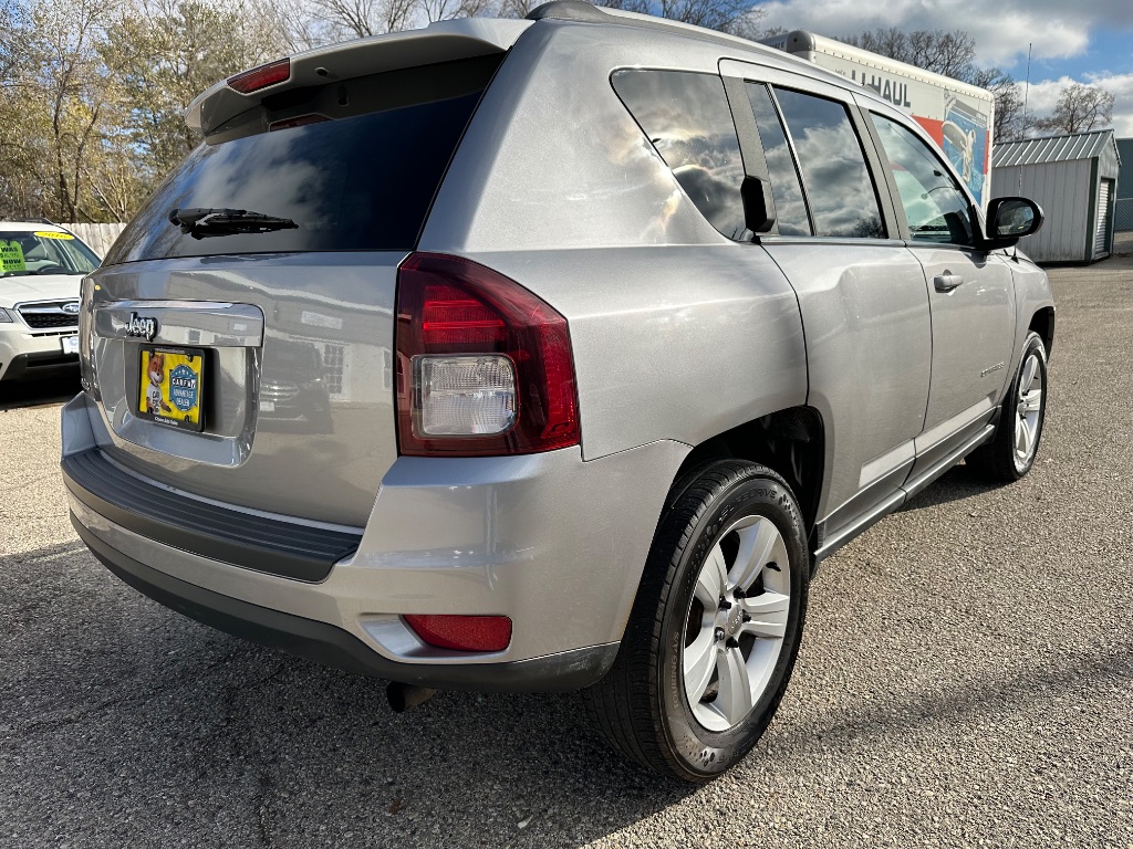 2016 Jeep Compass Sport photo