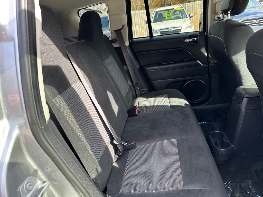 2016 Jeep Compass Sport photo