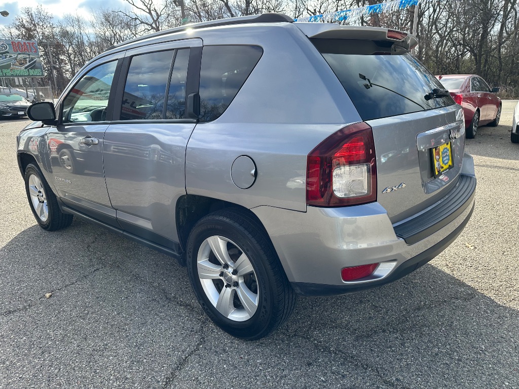 2016 Jeep Compass Sport photo