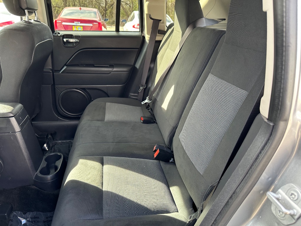 2016 Jeep Compass Sport photo