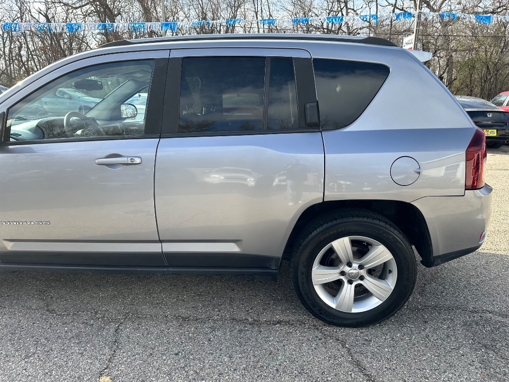 2016 Jeep Compass Sport photo