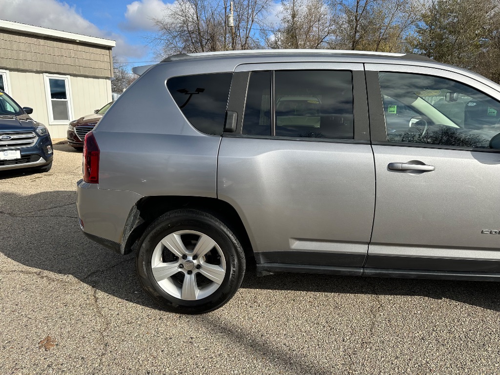 2016 Jeep Compass Sport photo
