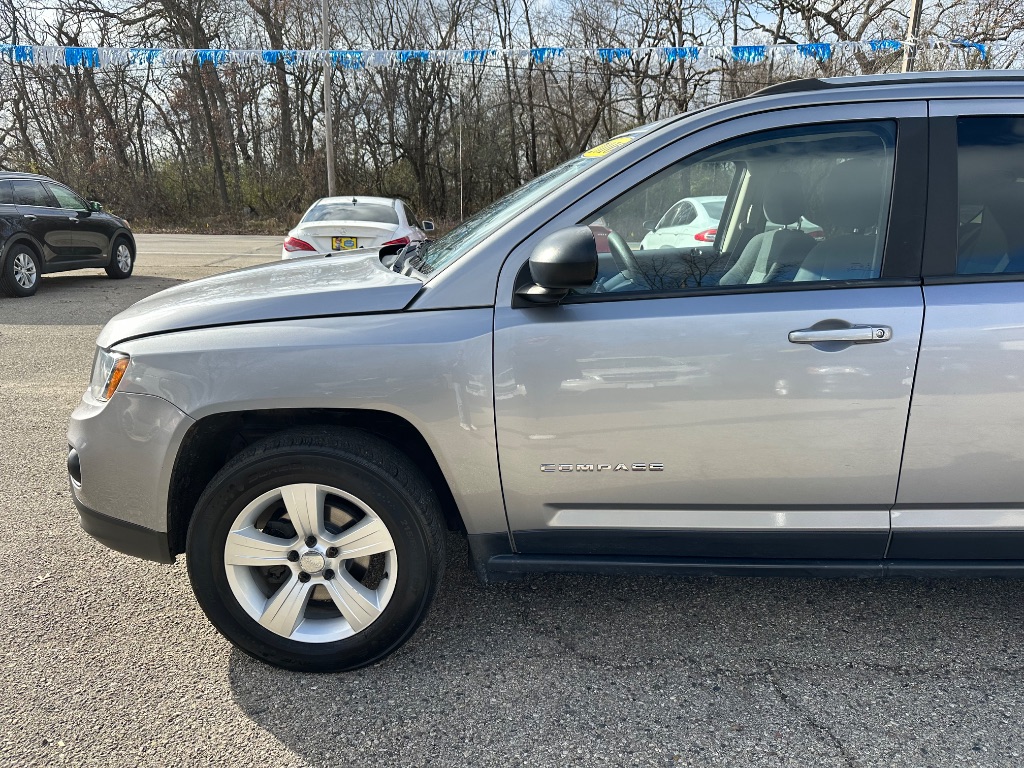 2016 Jeep Compass Sport photo