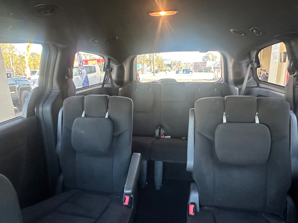 2015 Dodge Grand Caravan SE photo