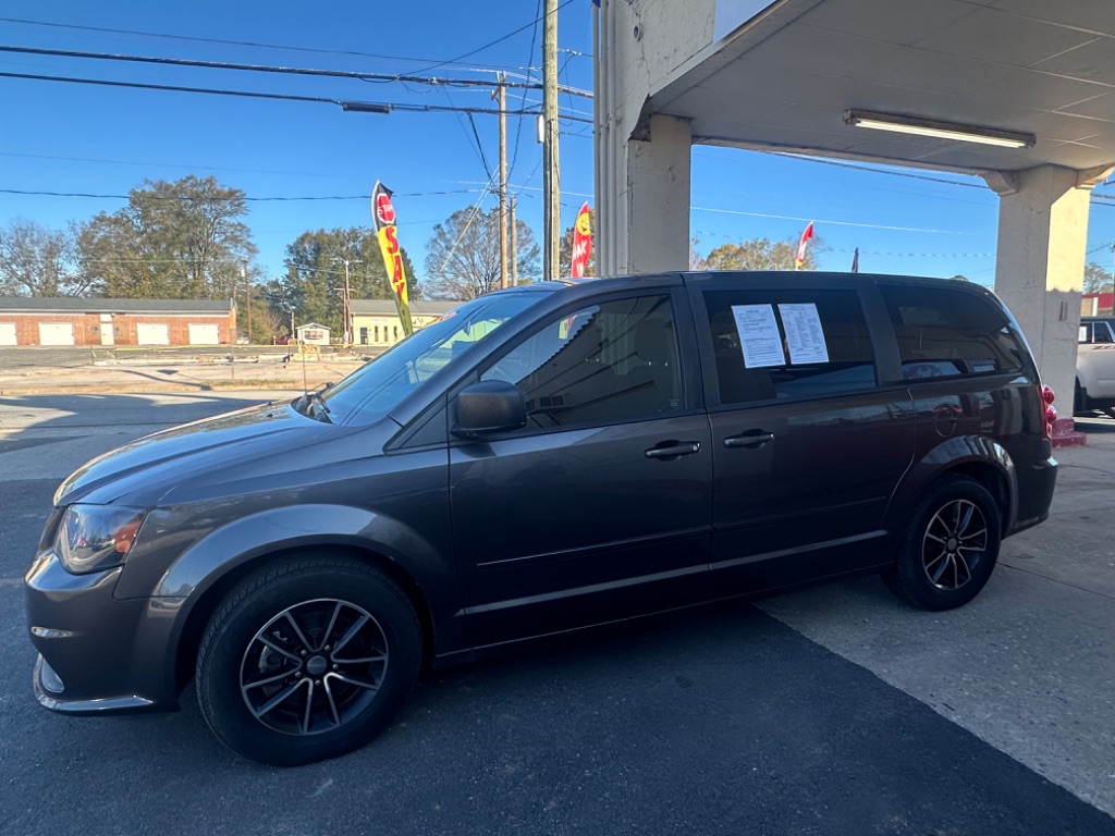 2015 Dodge Grand Caravan SE photo