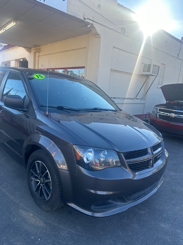 2015 Dodge Grand Caravan SE photo