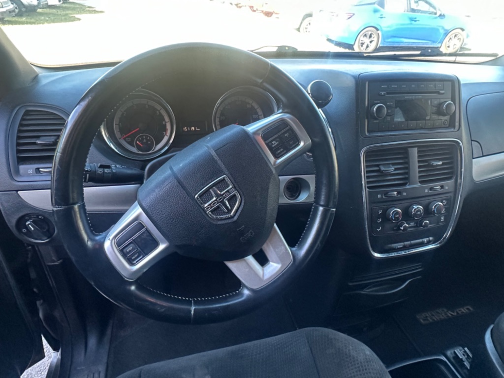 2015 Dodge Grand Caravan SE photo