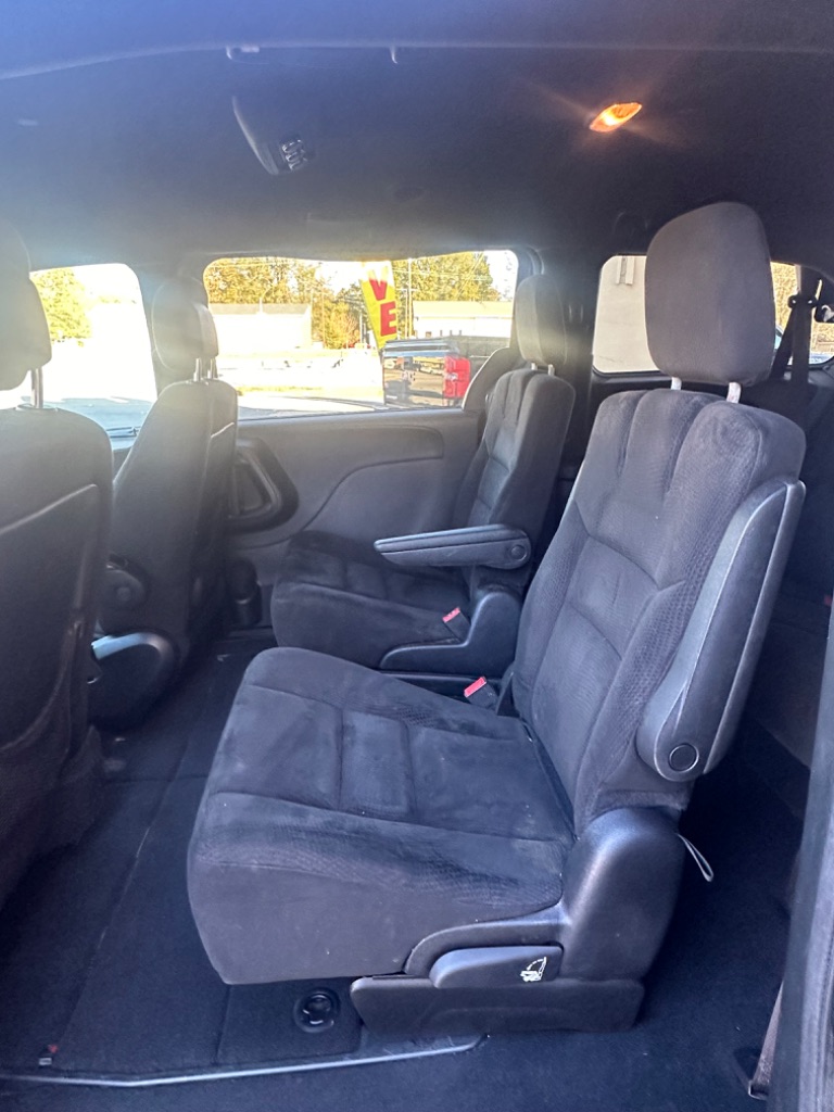 2015 Dodge Grand Caravan SE photo