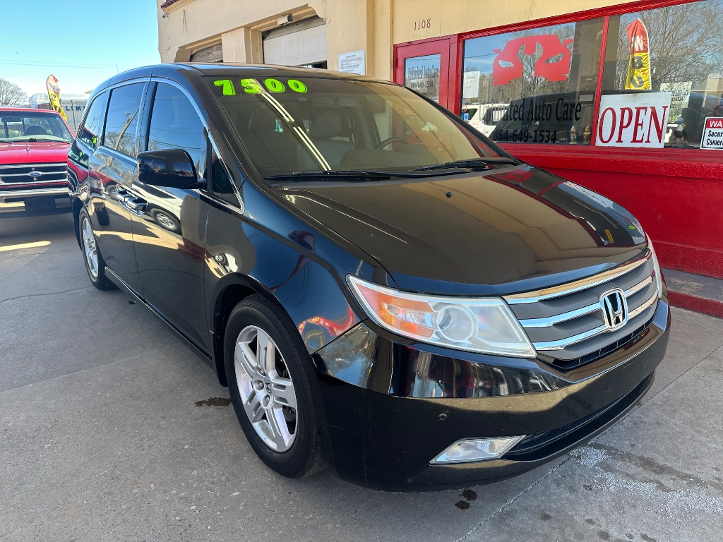 2012 Honda Odyssey Touring photo