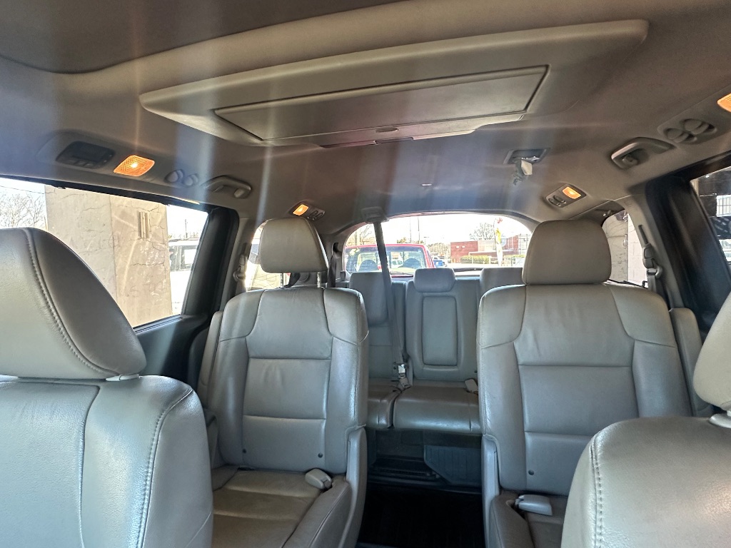 2012 Honda Odyssey Touring photo
