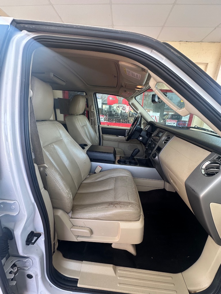 2015 Ford Expedition EL XLT photo