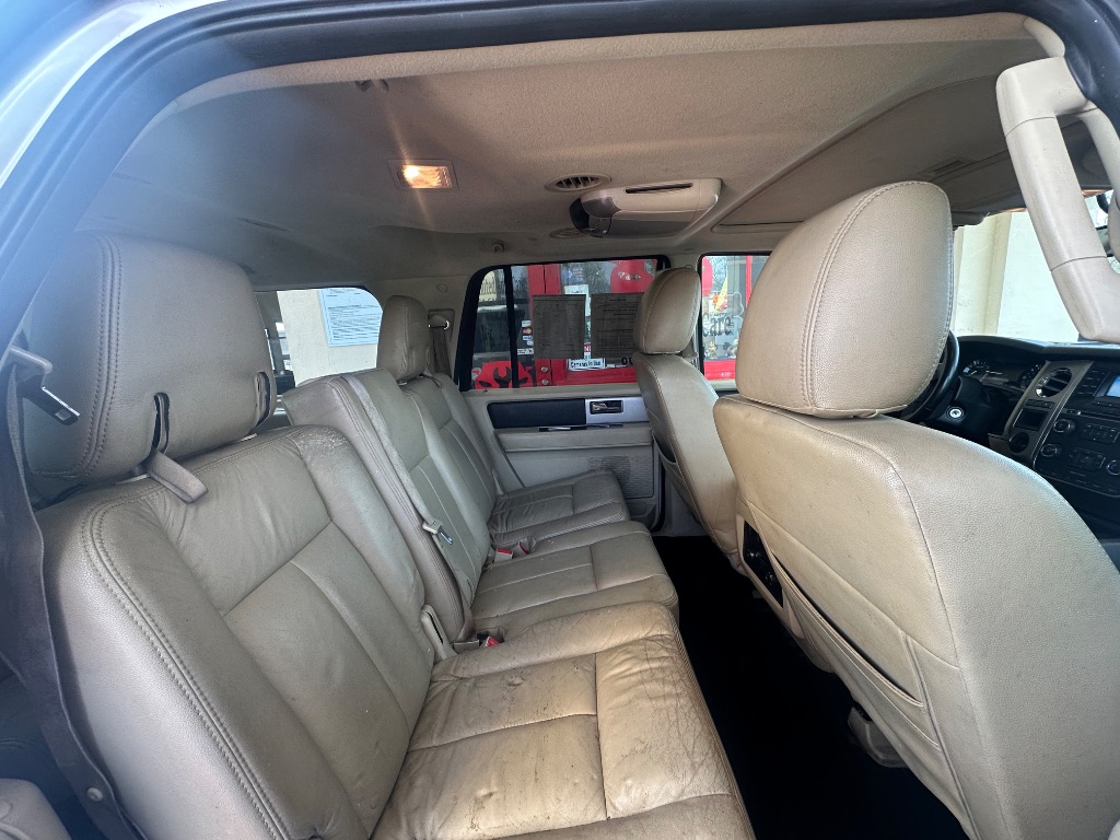2015 Ford Expedition EL XLT photo