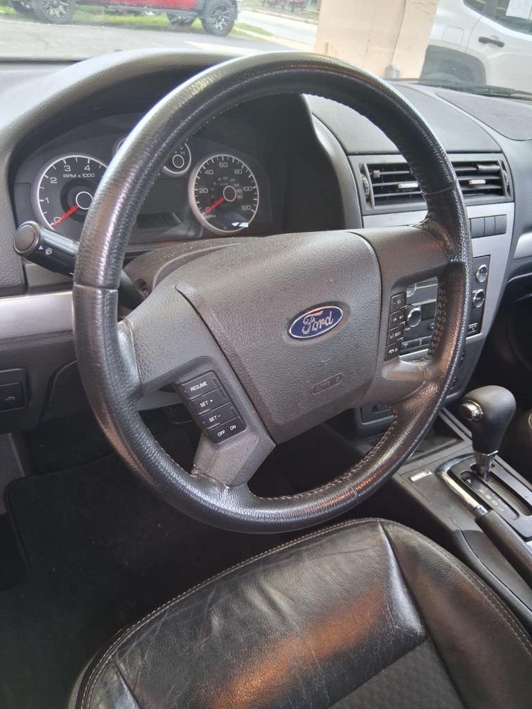 2009 Ford Fusion SE photo