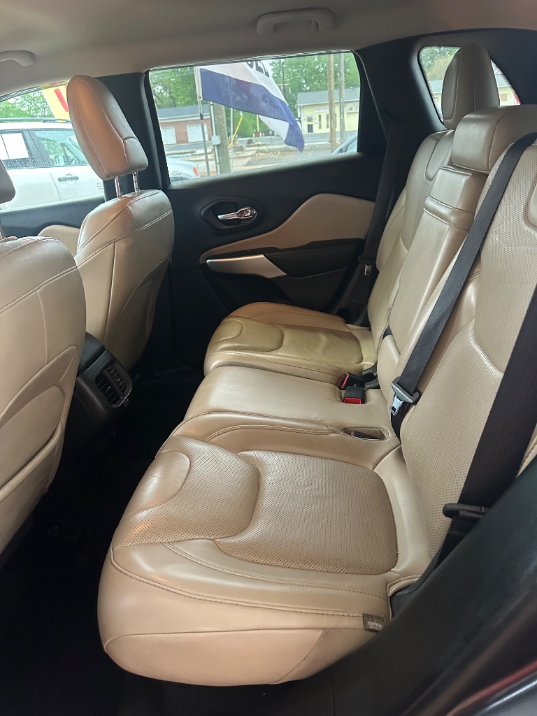 2017 Jeep Cherokee Limited photo
