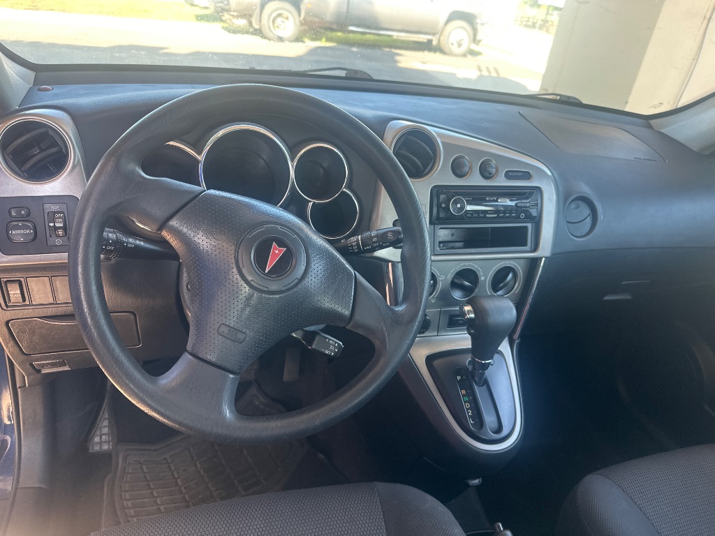 2005 Pontiac Vibe photo